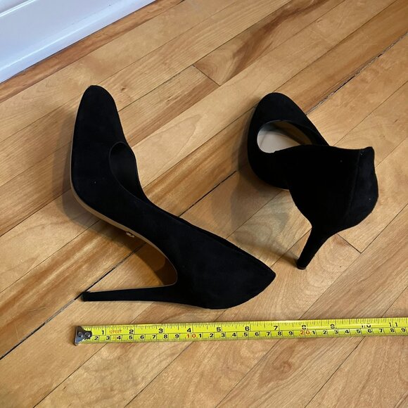 Diane von Furstenburg black suede almond toe stiletto heels size 10B - Picture 11 of 11